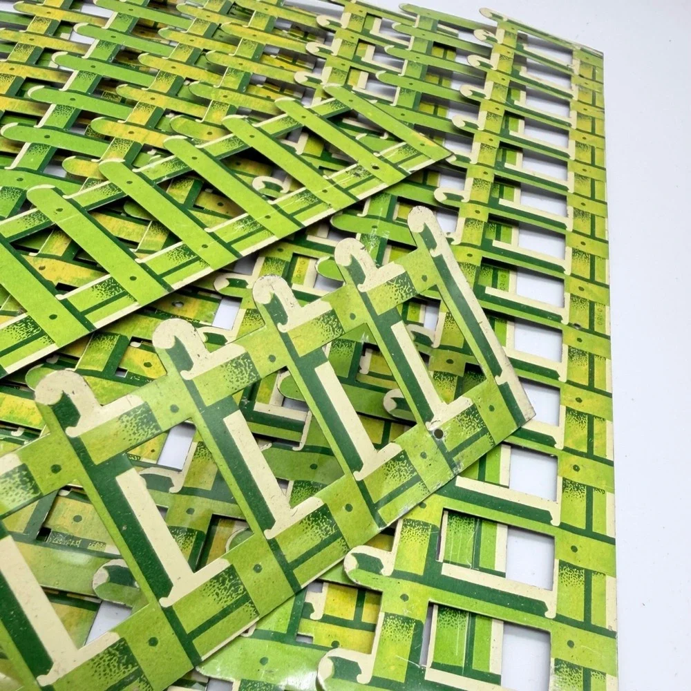 12 Ori-O Metal Picket Fence Vintage Miniature Christmas Village Dollhouse Green